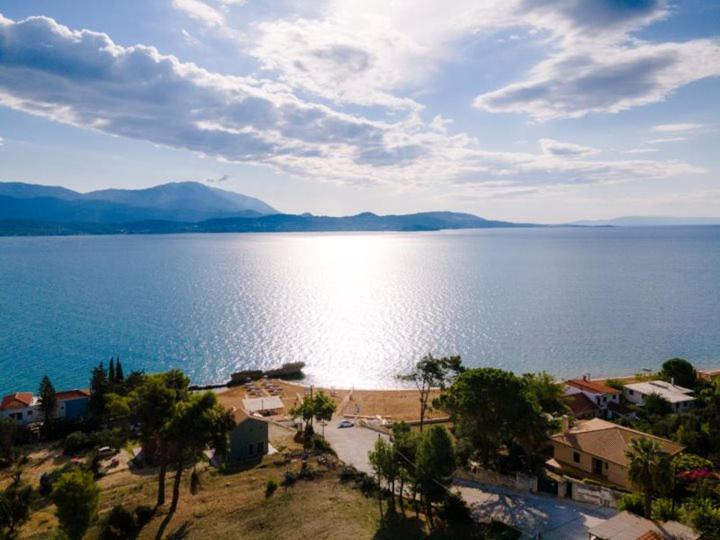 Diwani Luxury Villas Lixouri Ngoại thất bức ảnh