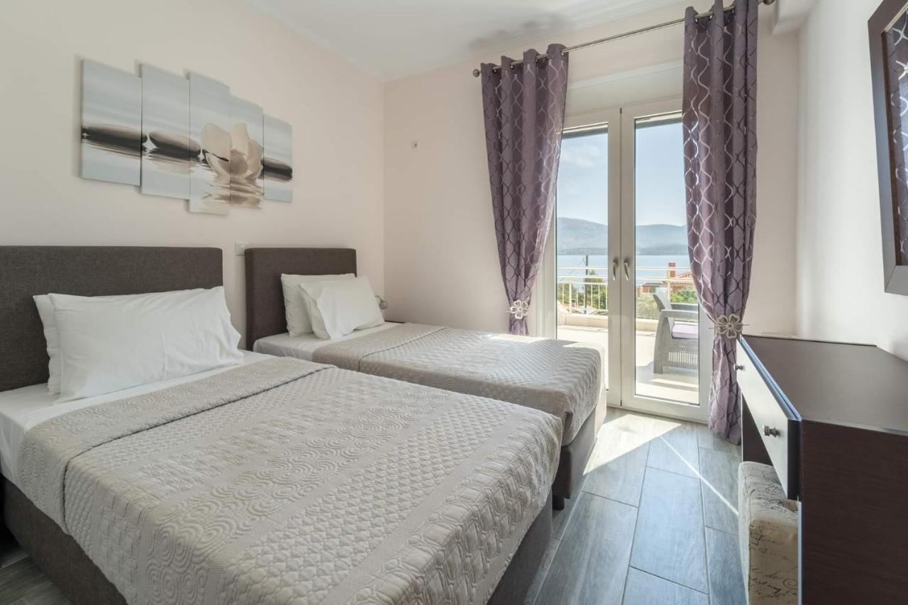 Diwani Luxury Villas Lixouri Ngoại thất bức ảnh