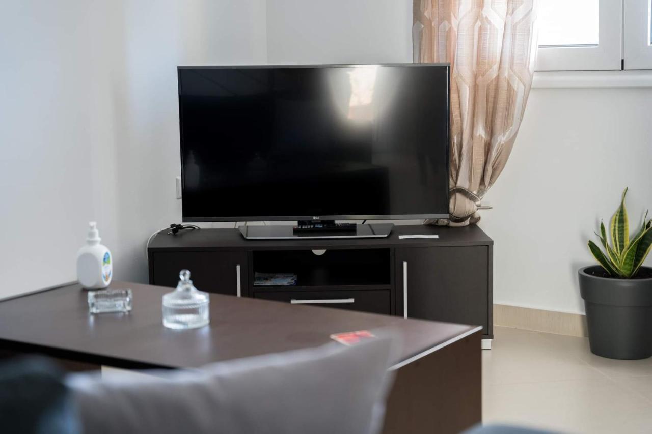 Diwani Luxury Villas Lixouri Ngoại thất bức ảnh