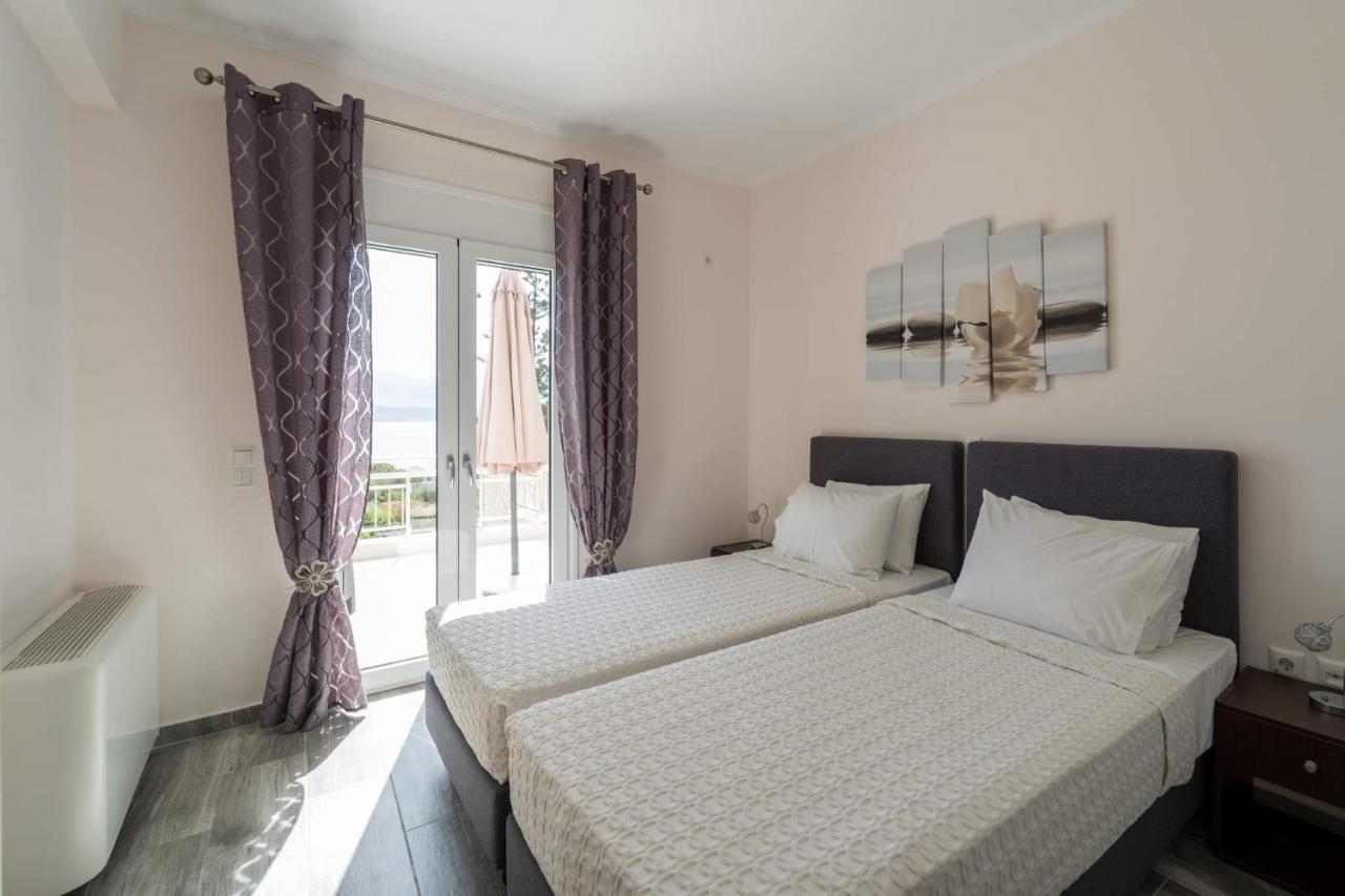Diwani Luxury Villas Lixouri Ngoại thất bức ảnh